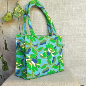 Sea Flower Medium Tote Bags